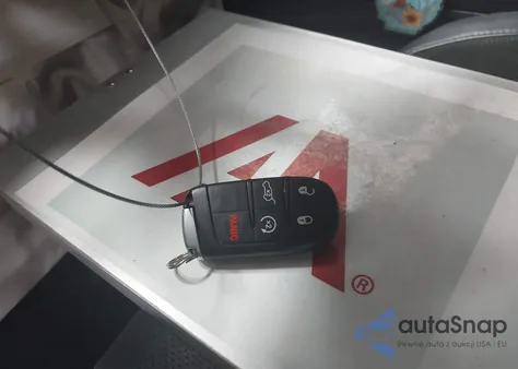 2020 Jeep Grand Cherokee Trailhawk 4X4 z USA, uszkodzony, nr VIN 1C4RJFLG6LC387690